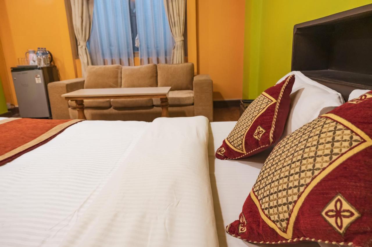 Nepalaya Hotel Katmandou Extérieur photo