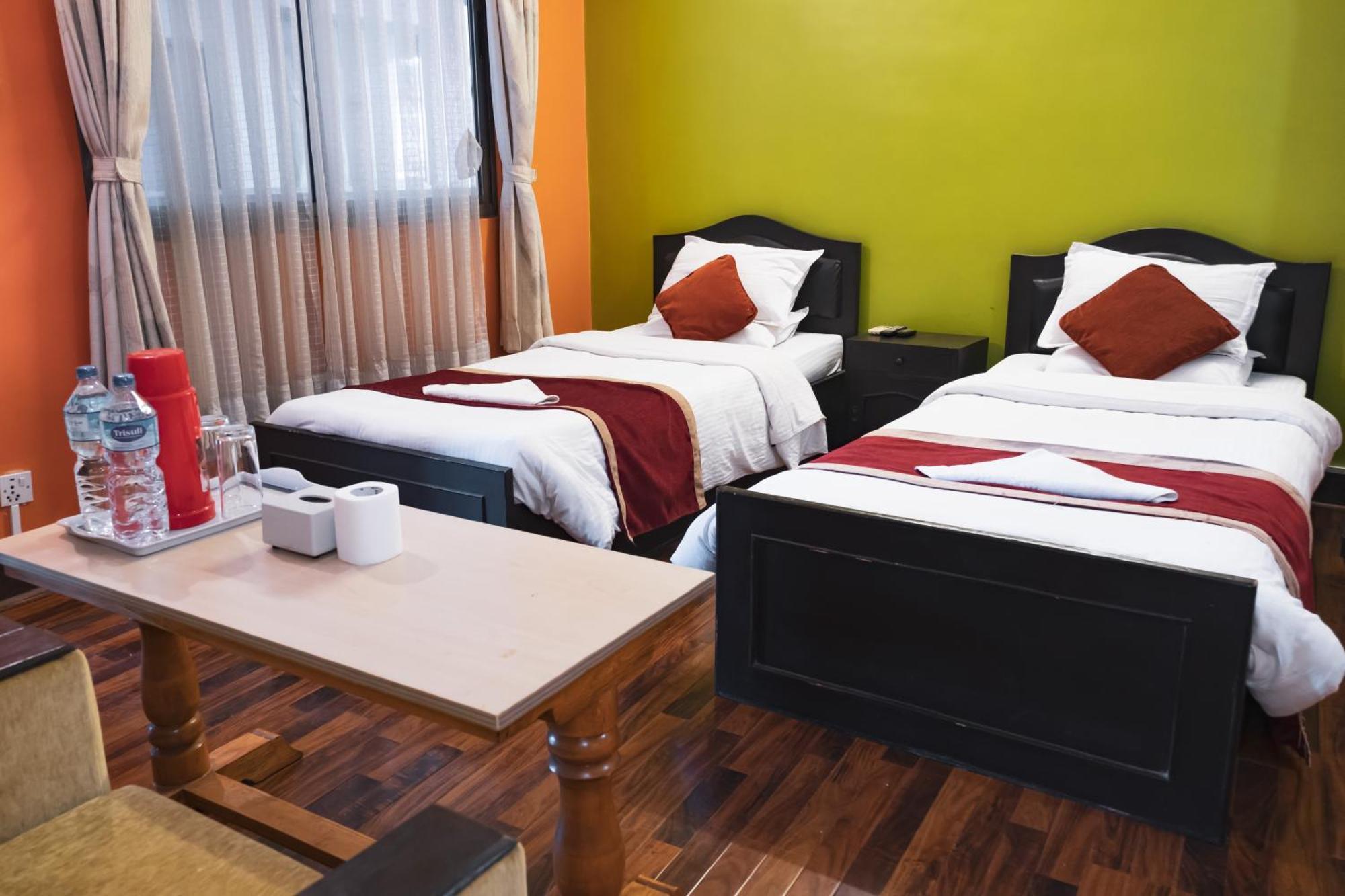 Nepalaya Hotel Katmandou Extérieur photo